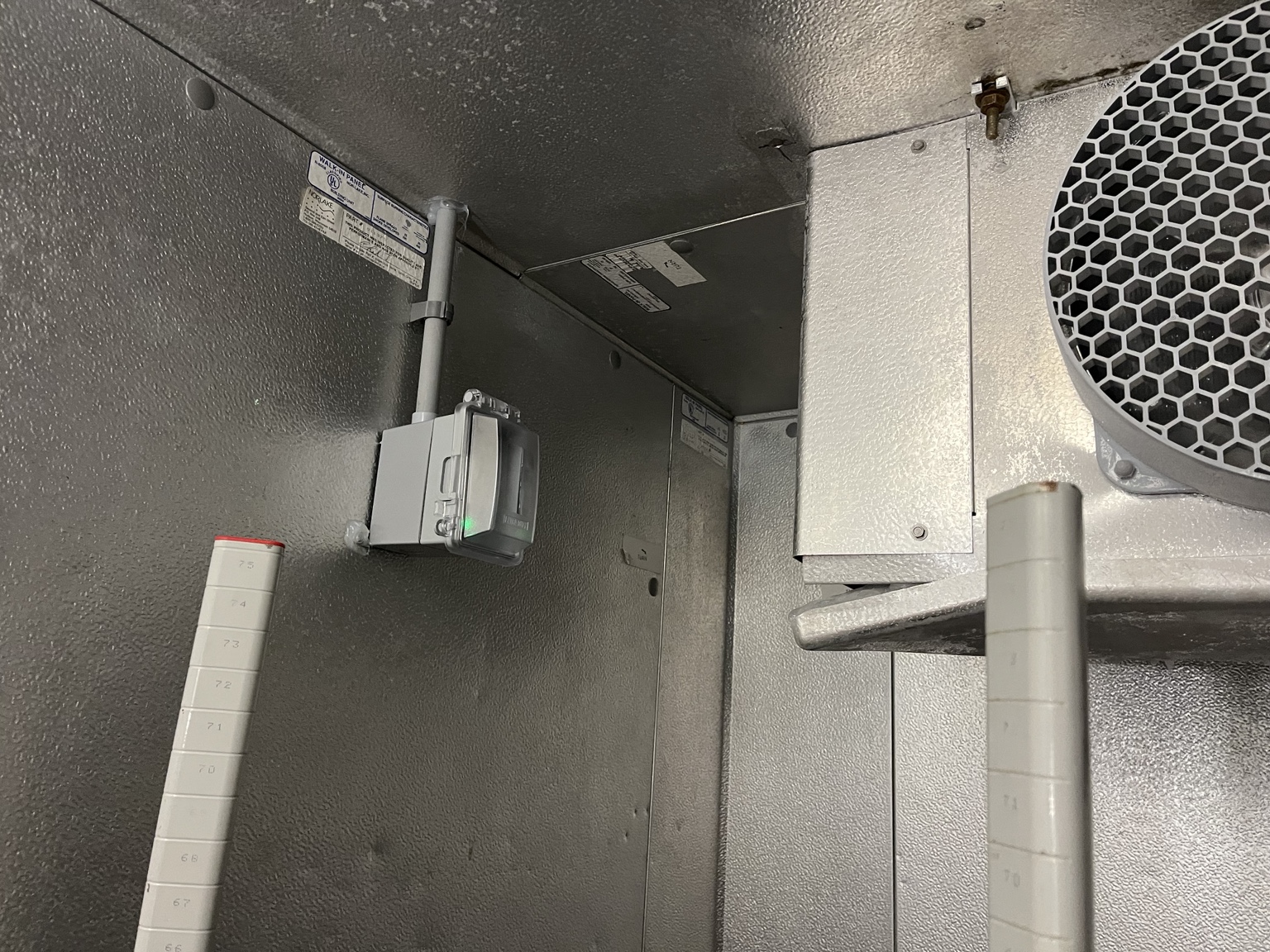 Commercial walk-in cooler electrical installation